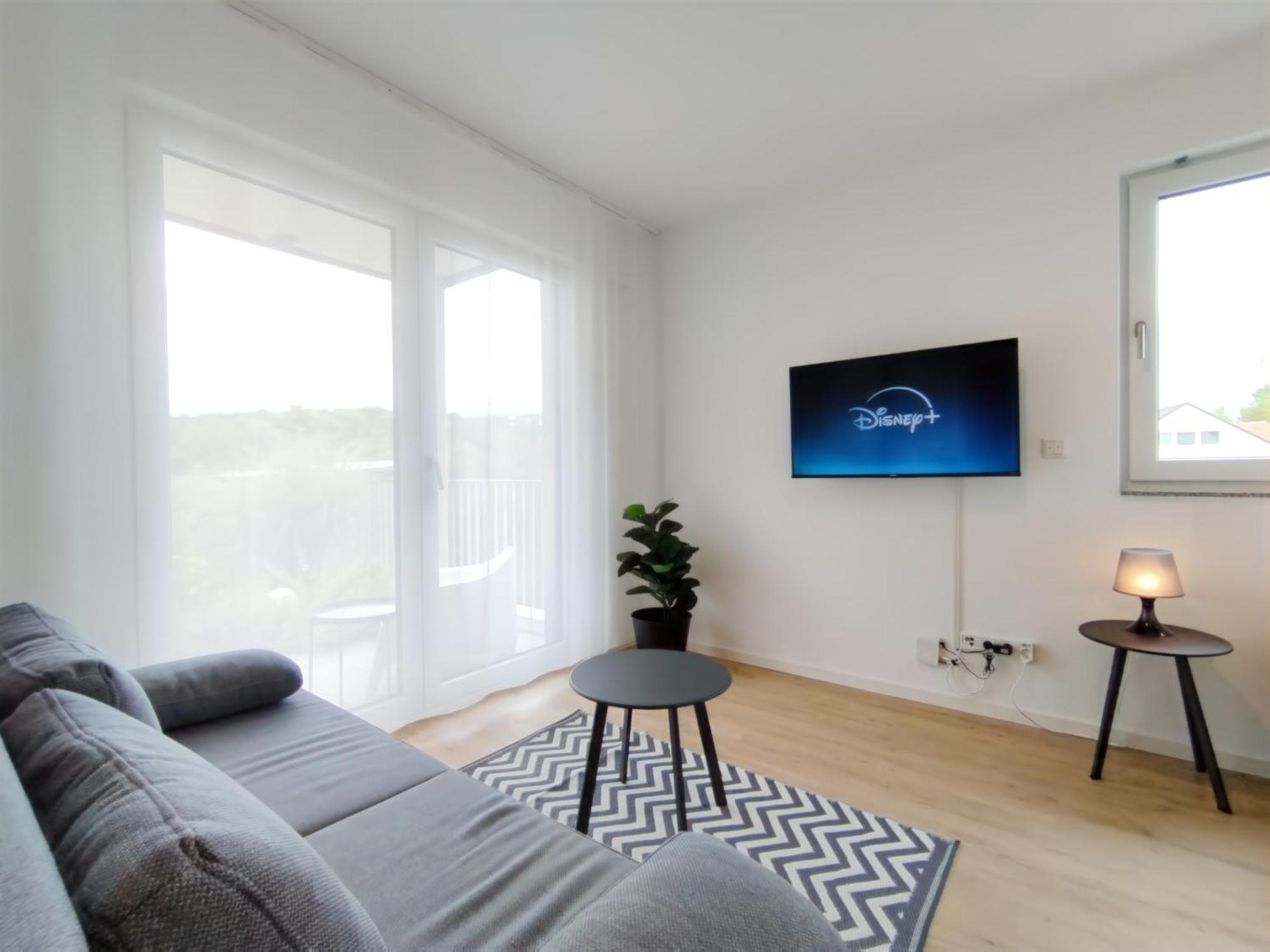 Bright Apartment Fuer Bis Zu 5 Erlangen Exterior foto