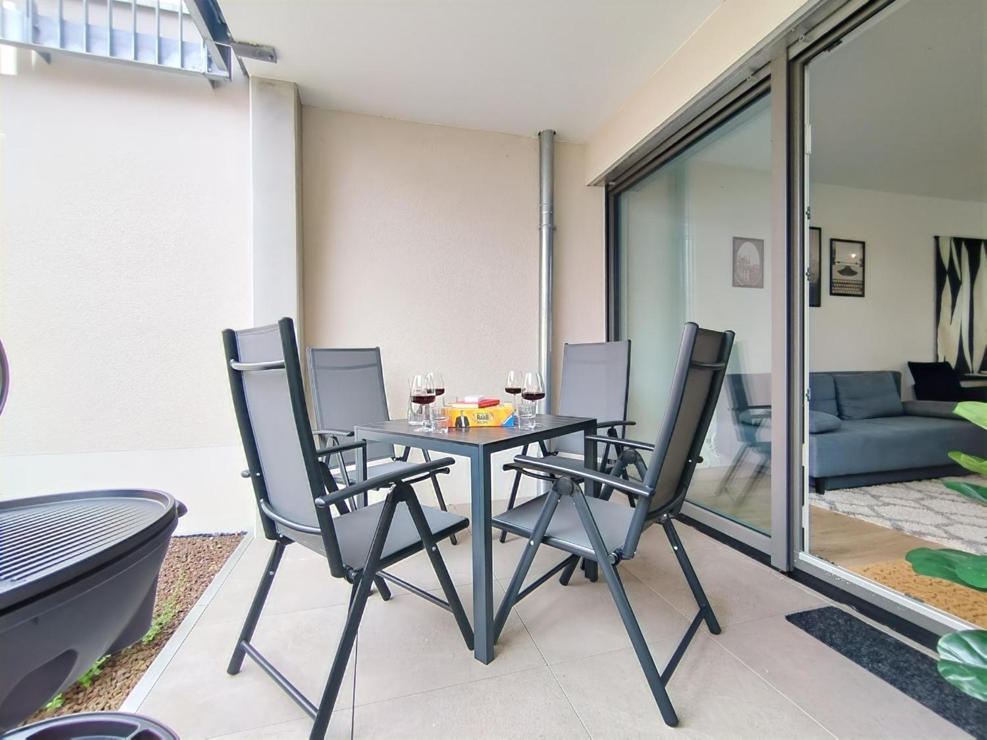Bright Apartment Fuer Bis Zu 5 Erlangen Exterior foto